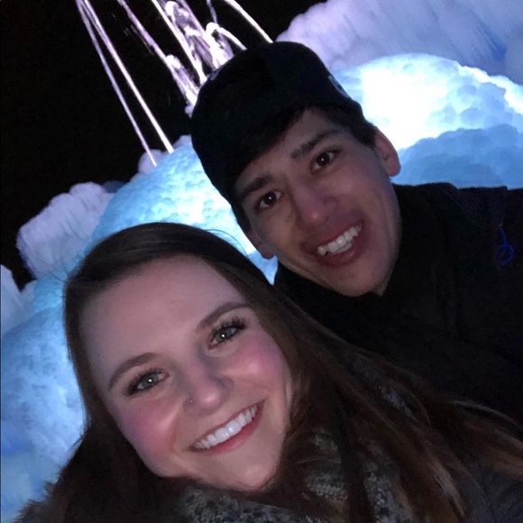 Meet your Posher, Marissa - Picture 2 of 2